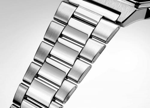 Стальной браслет Oyster винтажных часов CASIO VINTAGE A1000D-7EF создает ощущение строгого и целостного дизайна.