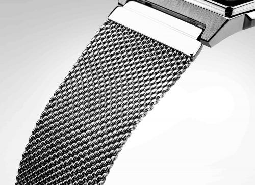 Стальной миланский браслет винтажных фэшн часов CASIO A1000M-1BEF из гладкого фактурного полотна с тонким плетением.