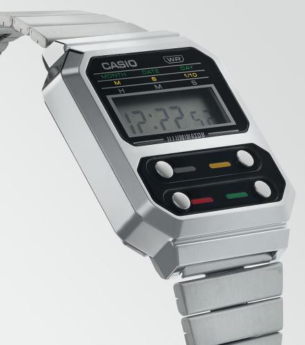 Ретро часы CASIO A100WE-1AEF получили культовую раскладку из четырех кнопок на передней панели серебристого корпуса.