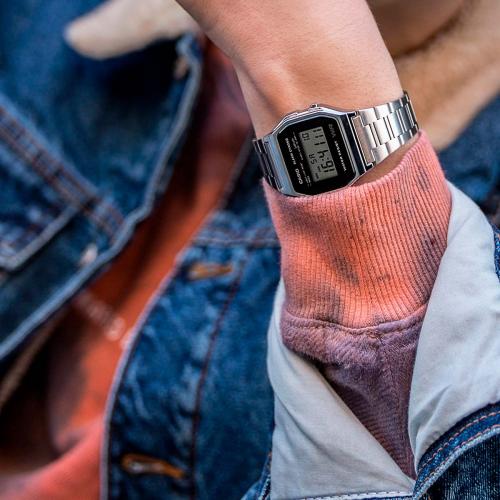 Часы CASIO VINTAGE A158WEA-1EF не стремятся удивить эксцентричностью, а покоряют сердца своей лаконичностью.