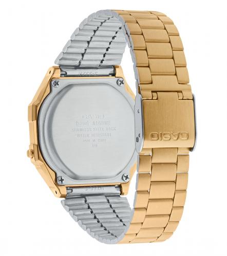 Стальной браслет часов CASIO VINTAGE A168WEGM-9EF покрыт по технологии IP gold с регулируемой застежкой.