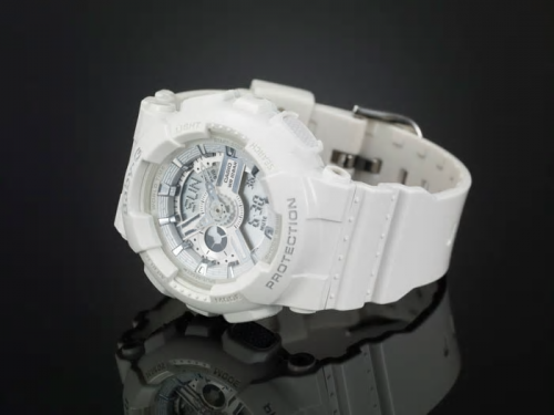 Изящные часы CASIO BABY-G BA-110-7A3ER выполнены из глянцево-белого полиуретана с серебристым циферблатом.