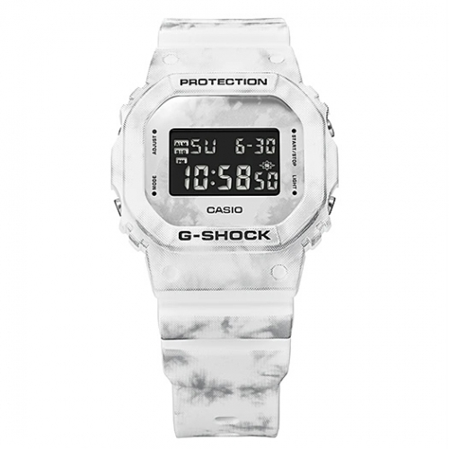 Часы G-SHOCK DW-5600GC-7ER наследуют оригинальную квадратную форму корпуса культового G-Shock DW5000.