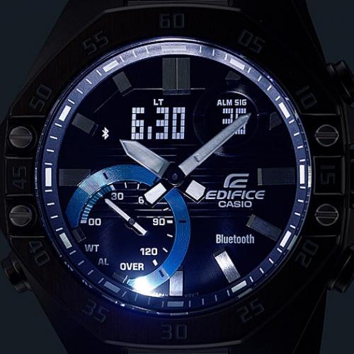 Подсветка циферблата часов CASIO EDIFICE ECB-10PB-1AEF осуществляется с помощью мощного светодиода Super Illuminator.