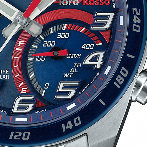 Специальный индикатор часов EDIFICE ECB-900TR-2AER отображает среднюю скорость движения на заданной дистанции.