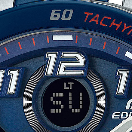Часы EDIFICE ECB-900TR-2AER выполнены в цветах гоночных автомобилей Scuderia Toro Rosso F1: синий, красный и серебристый.