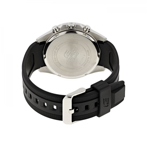 Рельефное тиснение черного полимерного ремешка часов EDIFICE EFV-550P-1AVUEF напоминает оттиск протектора автомобиля.