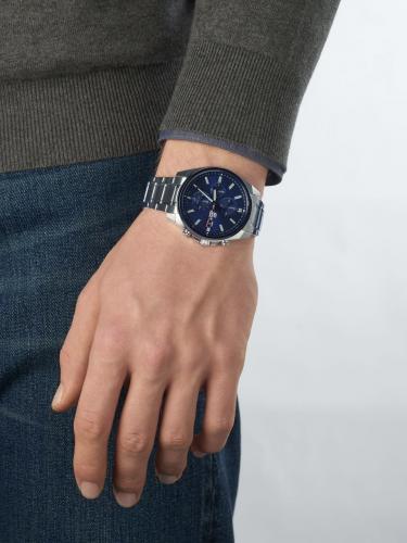 Часы EDIFICE EFV-610DB-2AVUEF выполнены в минималистическом стиле с тщательно продуманным дизайном циферблата. 