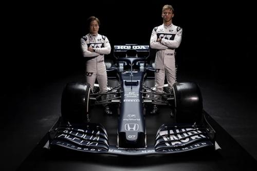 Итальянская команда Scuderia AlphaTauri в гонках класса «Formula 1» является официальным партнером CASIO EDIFICE.