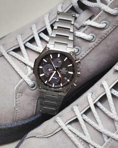 Восьмиугольные часы EQB-1100DC-1AER Super Slim - первая модель линейки EDIFICE с серым ионным покрытием IP Grey.