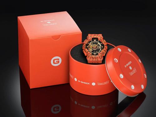 Логотип сотрудничества «G-SHOCK × Dragon Ball Z» украшает эксклюзивную оранжевую упаковку часов.