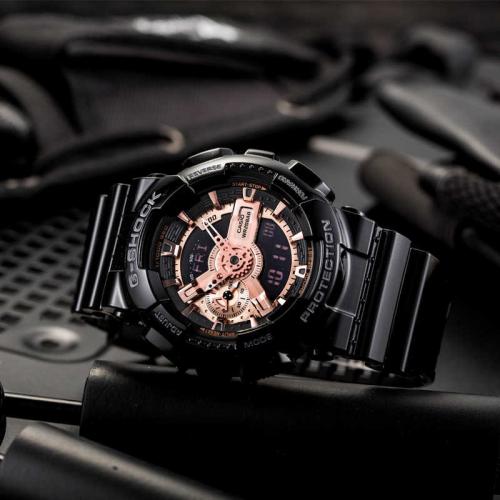 Крупные часы G-SHOCK GA-110MMC-1AER с металлизированным циферблатом Rose Gold разработаны с учетом уличной моды.