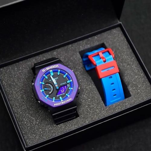 Противоударные часы G-SHOCK GA-2100THS-1AER Joker с дополнительным ремешком комплектуются специальной коробкой.
