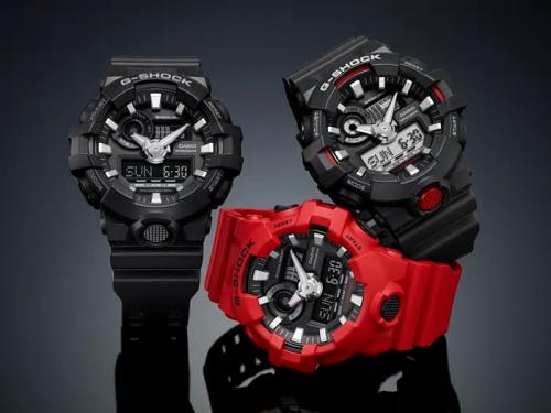 Серия крупных противоударных часов CASIO G-SHOCK GA-700 представлена моделями: GA-700-1BER, GA-700-4AER и GA-700-1AER.