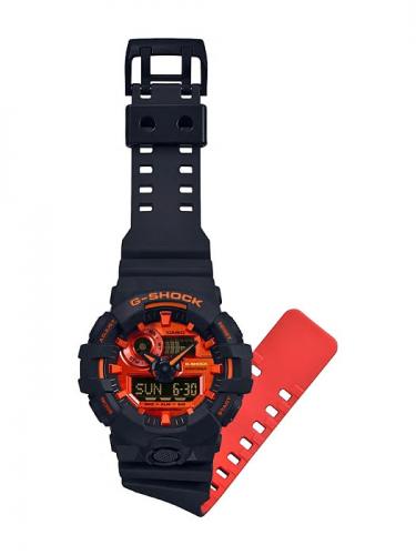Часы G-SHOCK GA-700BR-1AER комплектуются двухслойным полимерным ремешком с оранжевой внутренней стороной.