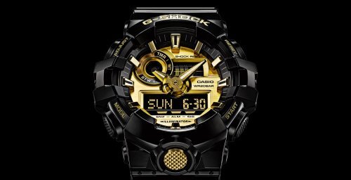 Металлическая кнопка LED-подсветки вынесена на переднюю панель корпуса часов CASIO G-SHOCK GA-710GB-1AER.