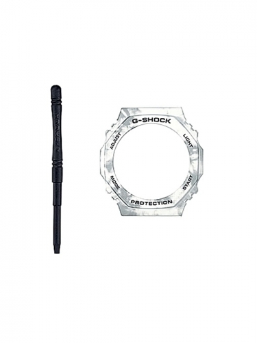Камуфляжная сменная накладка на корпус карбоновых часов CASIO G-SHOCK GAE-2100GC-7AER и инстумент для замены.