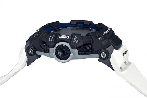 Часы G-SHOCK GBD-100-1A7ER получили большой размер корпуса с рельефными крупными противоскользящими кнопками.