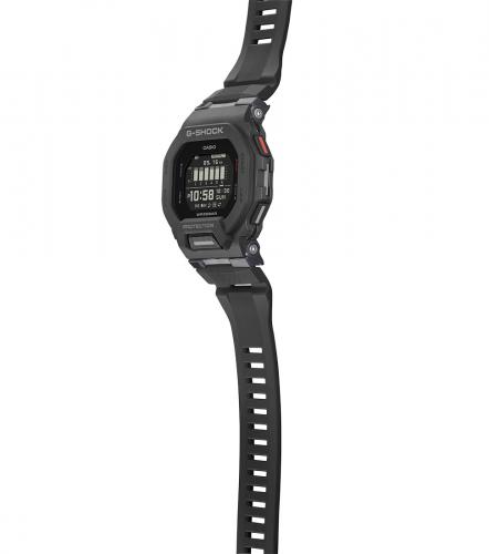 Функция тренировки в часах CASIO GBD-200-1ER измеряет расстояние, скорость, темп и автоматически определяет данные круга.