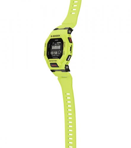 Функция тренировки в часах CASIO GBD-200-9ER измеряет расстояние, скорость, темп и автоматически определяет данные круга.