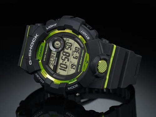 Конструкция корпуса часов CASIO G-SHOCK GBD-800-8ER защищает внутренний модуль от ударов и вибраций.