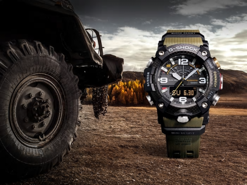 Имиджевое фото часов CASIO G-SHOCK GG-B100-1A3ER, предназначенных для использования в экстремальных условиях.