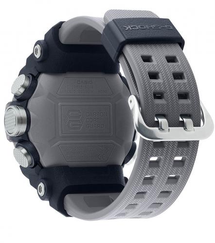Двухслойная задняя крышка ударопрочных часов CASIO GG-B100-8AER является частью защитной конструкции Carbon Core Guard.