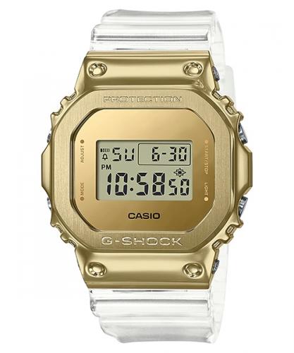 Прямоугольные противоударные часы CASIO G-SHOCK GM-5600SG-9ER Gold Ingot Skeleton стальная накладка, полупрозрачный ремень.