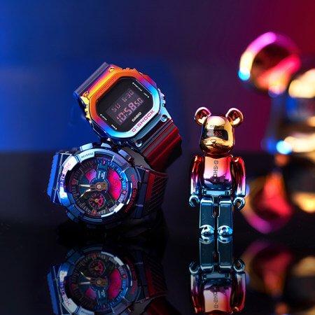 Серия часов G-SHOCK Limited Shanghai Night представлена 2 моделями со стальными безелями: GM-110SN-2A и GM-5600SN-1ER.