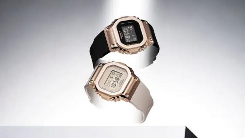 Серия прямоугольных женских часов CASIO G-SHOCK с со стальной накладкой IP Rose Gold: GM-S5600PG-1ER и GM-S5600PG-4ER.