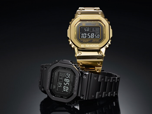 Первая серия часов CASIO G-SHOCK GMW-B5000 полностью из стали (2018 г.): GMW-B5000GD-1ER и GMW-B5000GD-9ER.