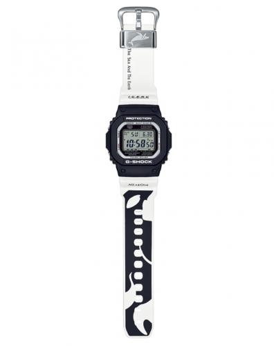 Противоударные часы CASIO G-SHOCK GW-M5610K-1JR Limited Edition получили черно-белый принт окраса касаток, ICERC edition.