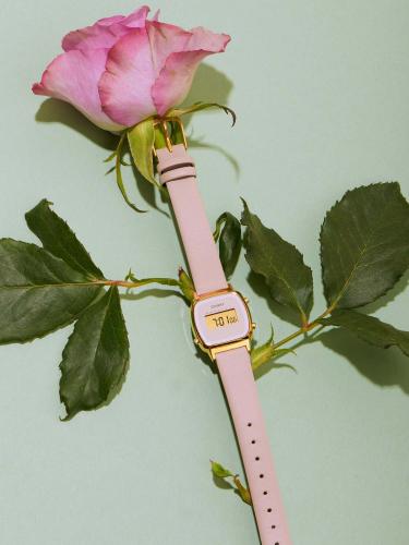 Часы CASIO LA670WEFL-4A2EF для женщин независимых и уверенных в себе, с сильным характером, прекрасных и обольстительных.