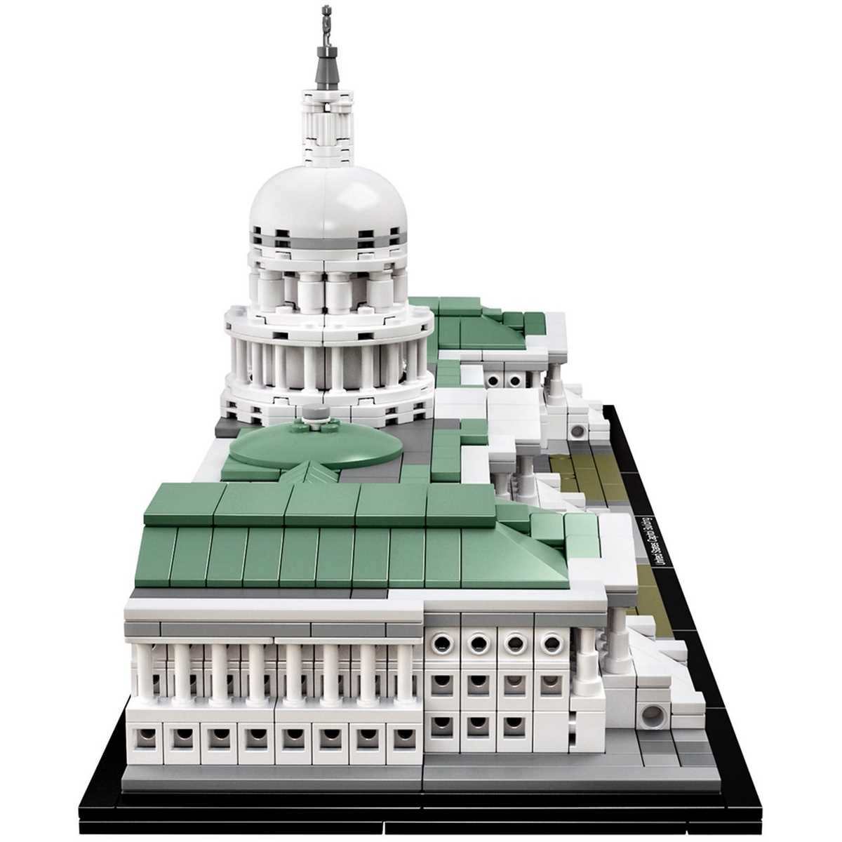 Набор LEGO® Architecture Капитолий (21030) включает в себя коллекционный буклет, содержащий информацию о дизайне, архитектуре и истории здания.