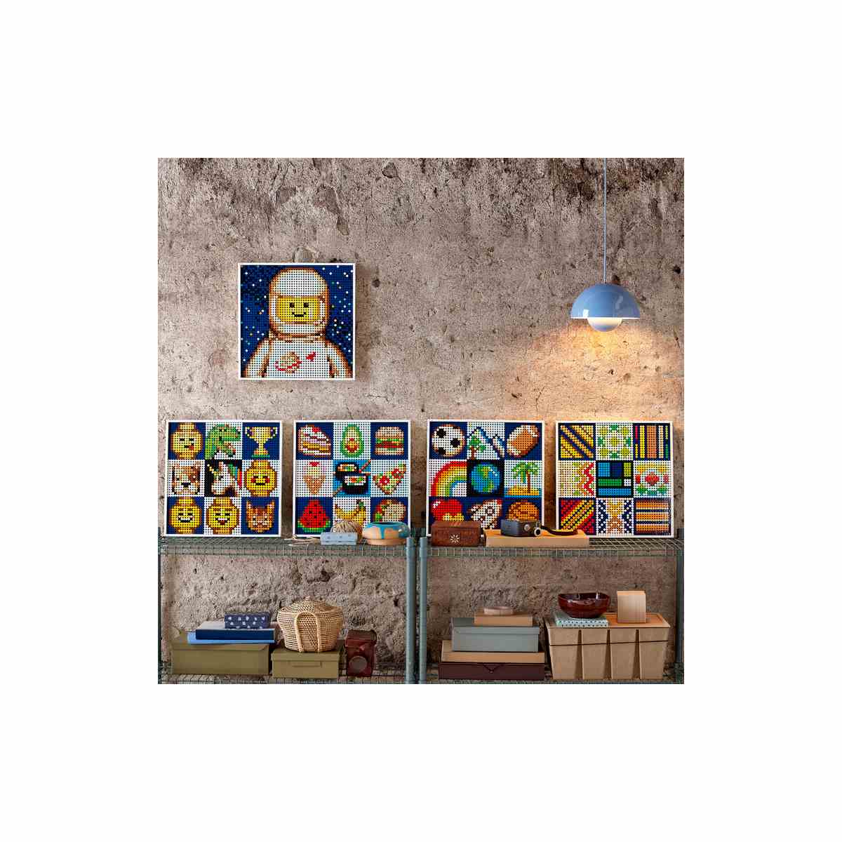 В набор LEGO® Art (21226) входят 36 вариантов для сборки на 4 темы, сборная палитра цветов, 9 настенных пластин и два крепления.