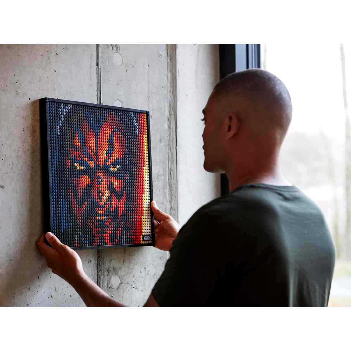 Соберите портрет легендарного лорда ситхов Star Wars Дарта Мола и повесьте его на стену, набор LEGO® Art Star Wars™ The Sith™ - Ситхи (31200).