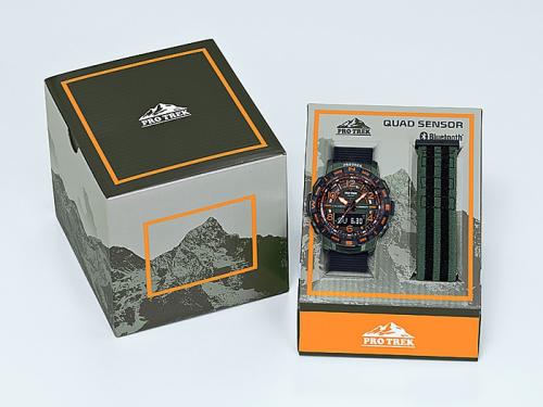Туристические часы CASIO PRO TREK PRT-B50FE-3ER комплектуются специальной фирменной упаковкой с логотипом бренда.