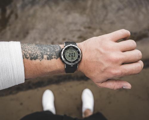 Часы CASIO PRO TREK PRW-30-1AER с технологией солнечного питания и индикатором уровня заряда аккумулятора.