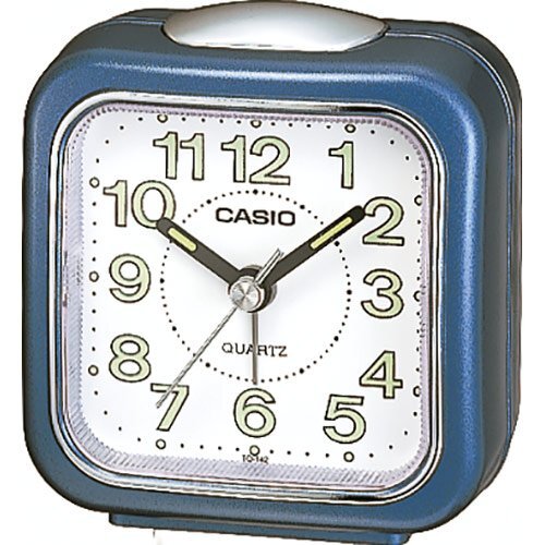 Настольный стрелочный будильник CASIO TQ-142-2EF синий с подсветкой, арабские цифры, светонакопители, пластиковый.